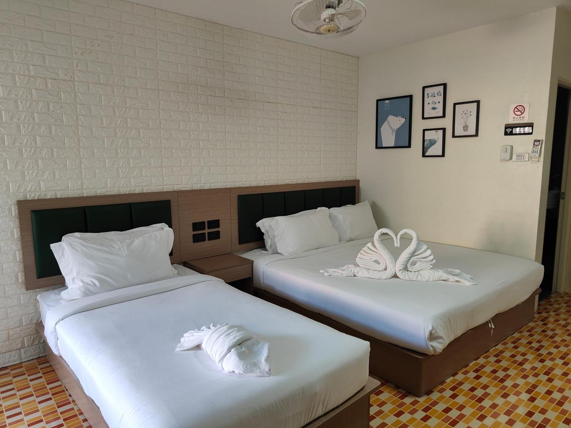 Baankasemsuk Resort 般咔 深宿 Patong Exterior photo
