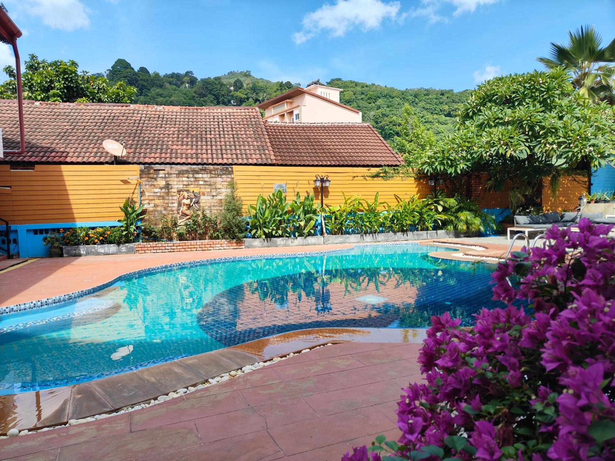 Baankasemsuk Resort 般咔 深宿 Patong Exterior photo